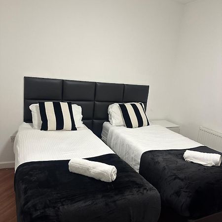 Two Bedroom House Free Parking Liverpool Dış mekan fotoğraf
